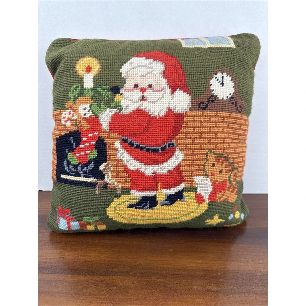 Vintage Embroidered Tapestry Needlepoint Christmas Santa Pillow 13‎ x 13